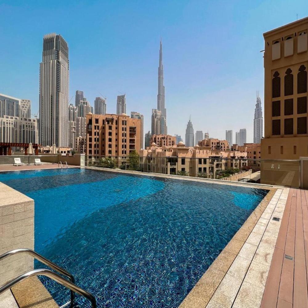 Modern 1-Br Apartment Close To Dubai Mall And Burj Khalifa Exterior photo