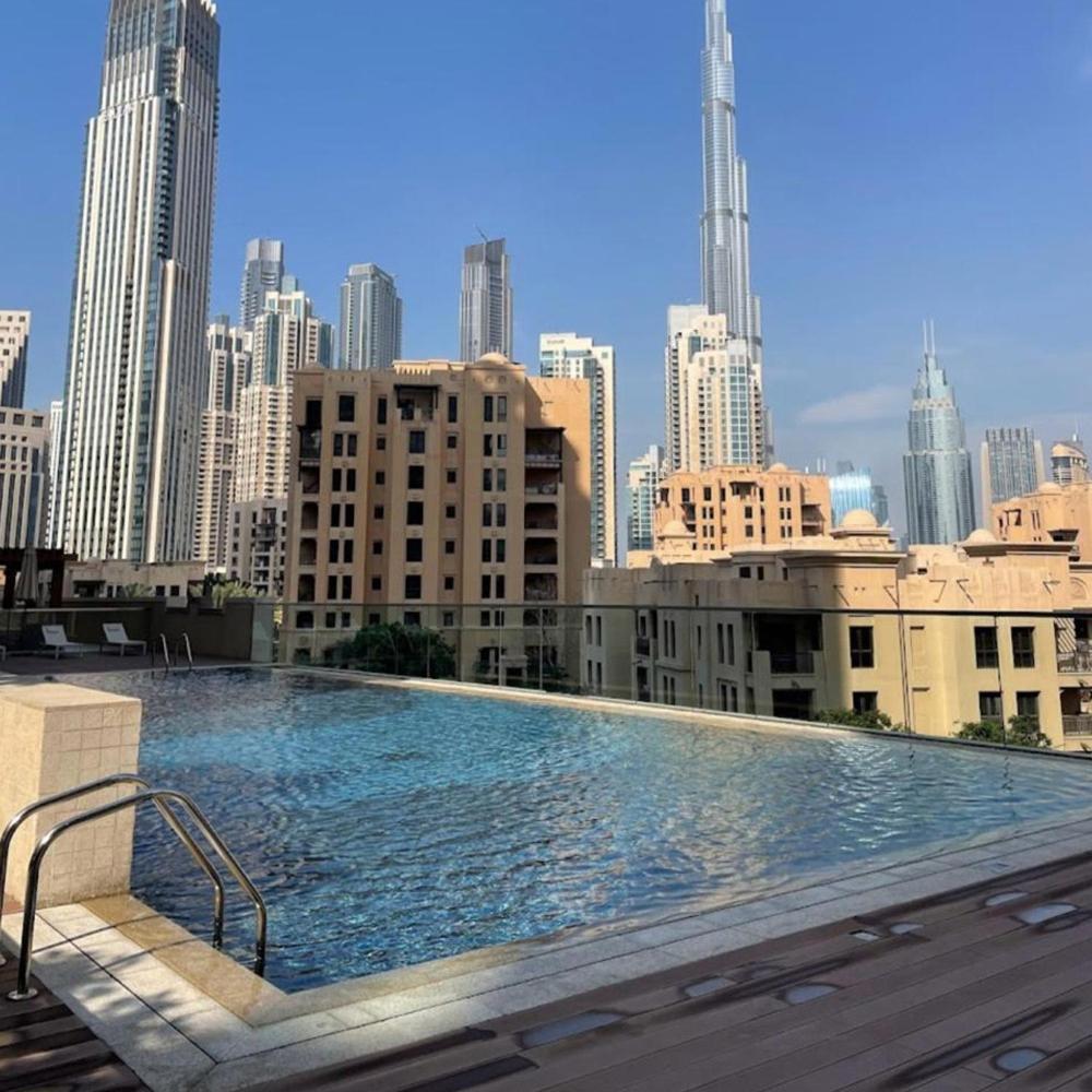 Modern 1-Br Apartment Close To Dubai Mall And Burj Khalifa Exterior photo