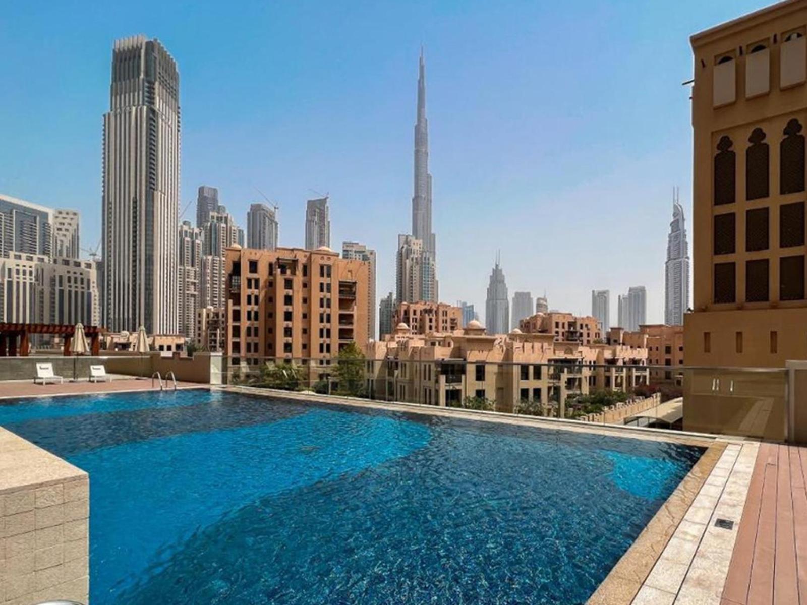 Modern 1-Br Apartment Close To Dubai Mall And Burj Khalifa Exterior photo